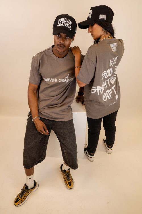Forever Grateful Tee in Grey